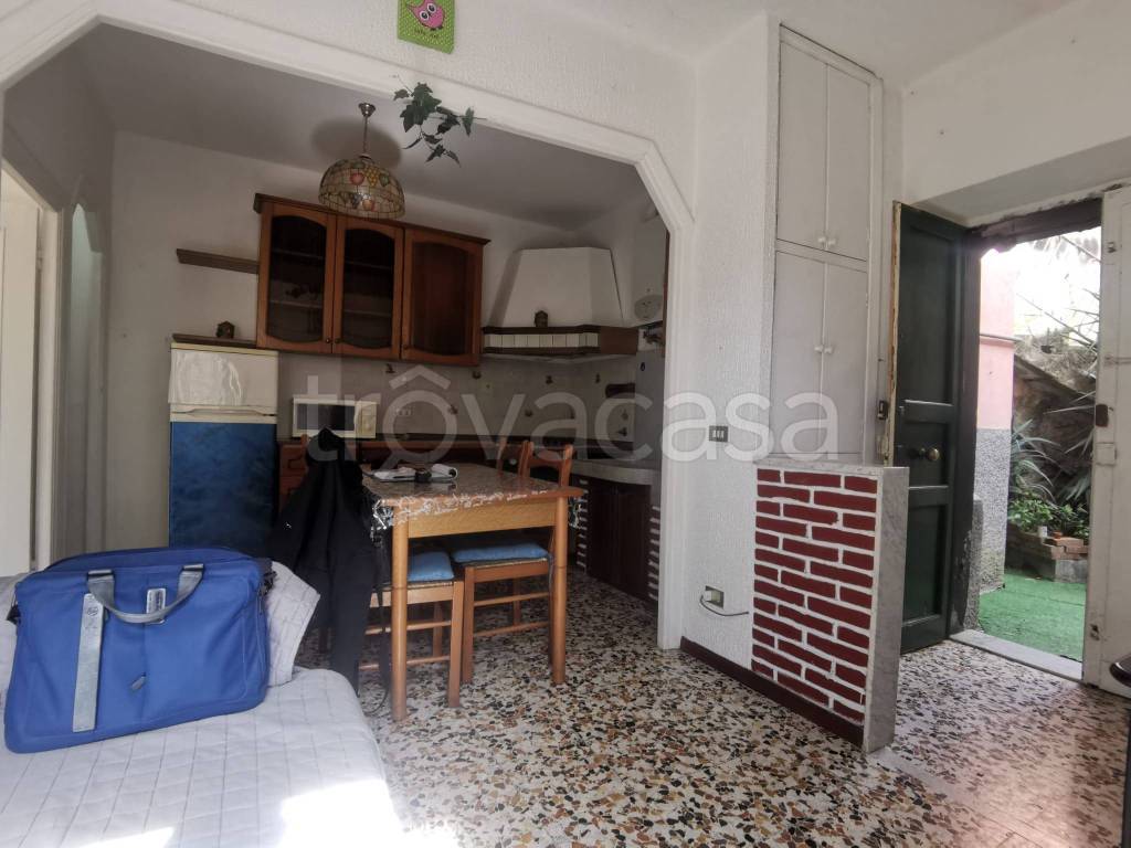 appartamento in vendita a Genova in zona Pegli