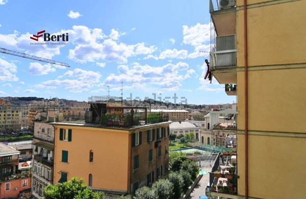appartamento in vendita a Genova in zona Marassi