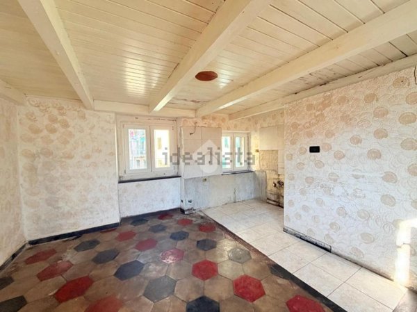 appartamento in vendita a Genova in zona Cornigliano