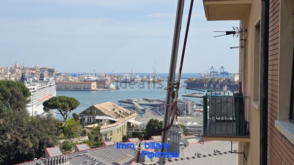 appartamento in vendita a Genova in zona DiNegro