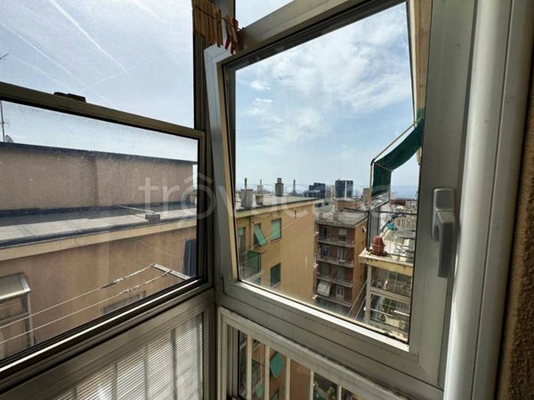 appartamento in vendita a Genova in zona Sampierdarena