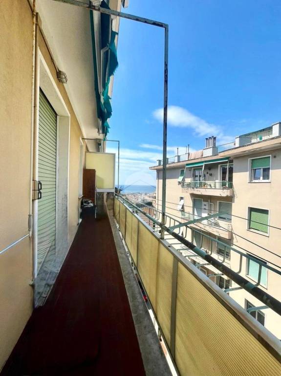 appartamento in vendita a Genova in zona Palmaro / Pra'