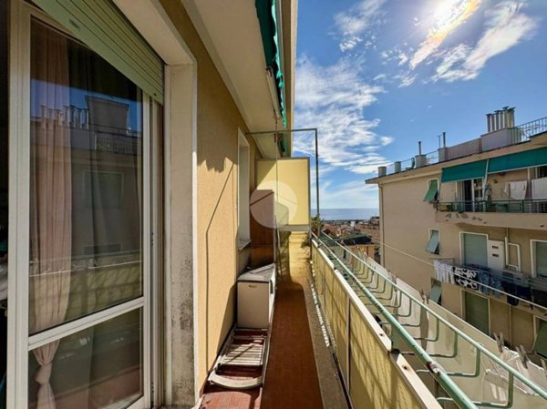 appartamento in vendita a Genova in zona Palmaro / Pra'