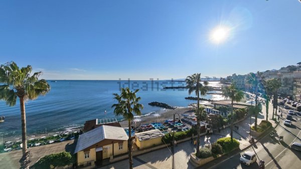 appartamento in vendita a Genova in zona Pegli