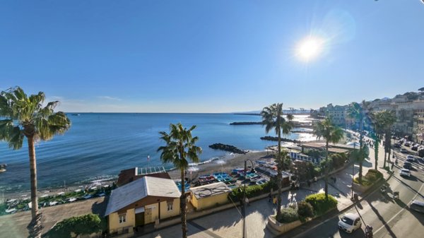 appartamento in vendita a Genova in zona Pegli