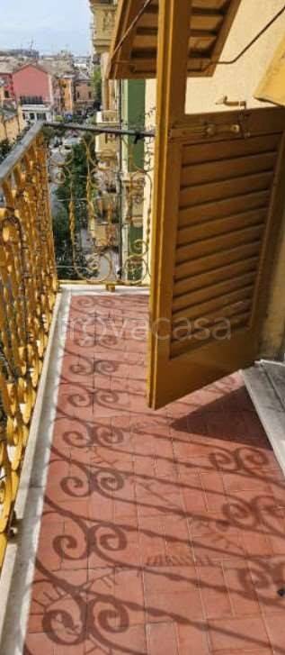 appartamento in vendita a Genova in zona Sestri Ponente