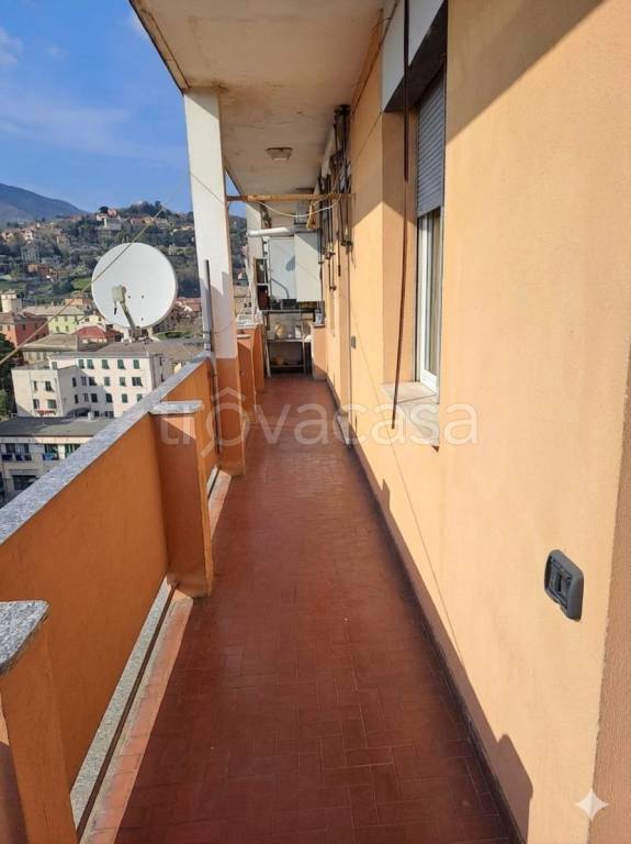appartamento in vendita a Genova in zona Bolzaneto