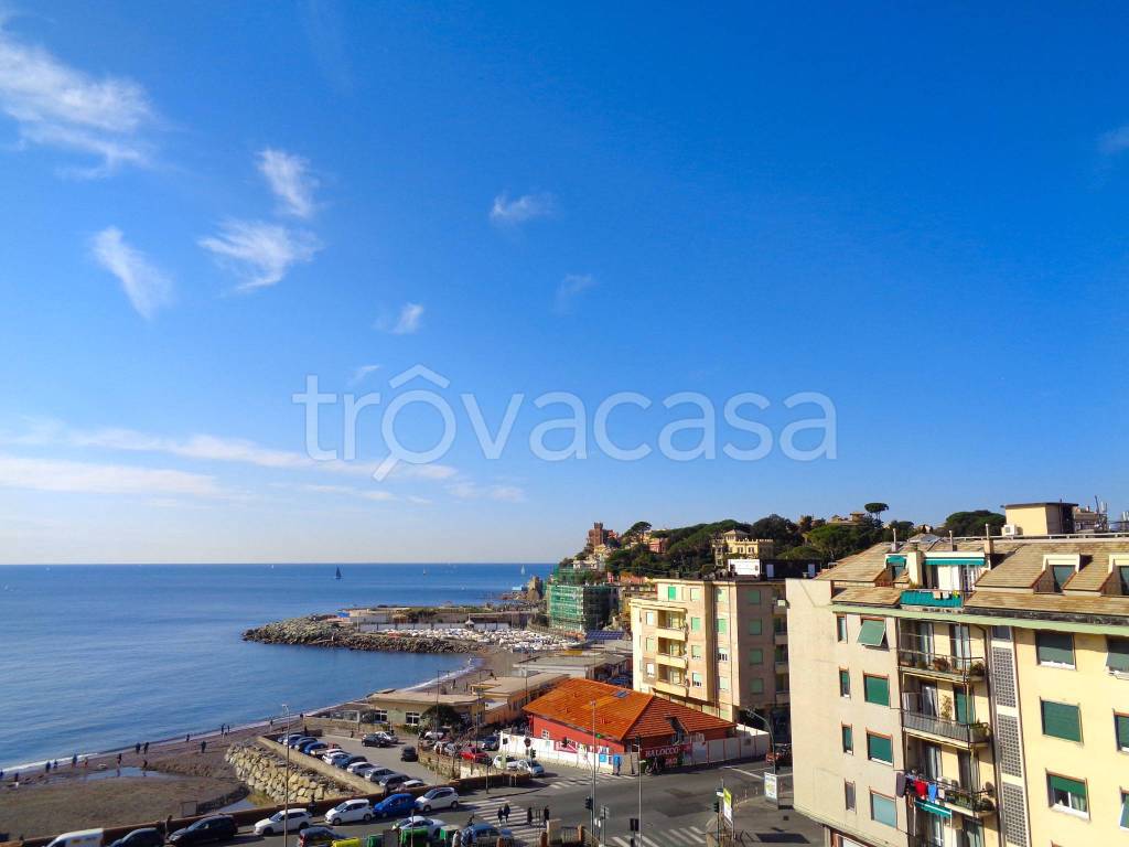 appartamento in vendita a Genova in zona Sturla