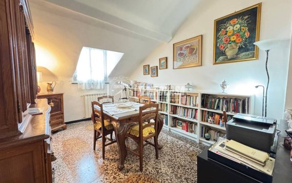 appartamento in vendita a Genova in zona Foce