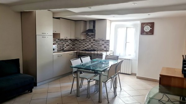 appartamento in vendita a Genova in zona Staglieno