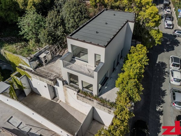 casa indipendente in vendita a Genova in zona Albaro