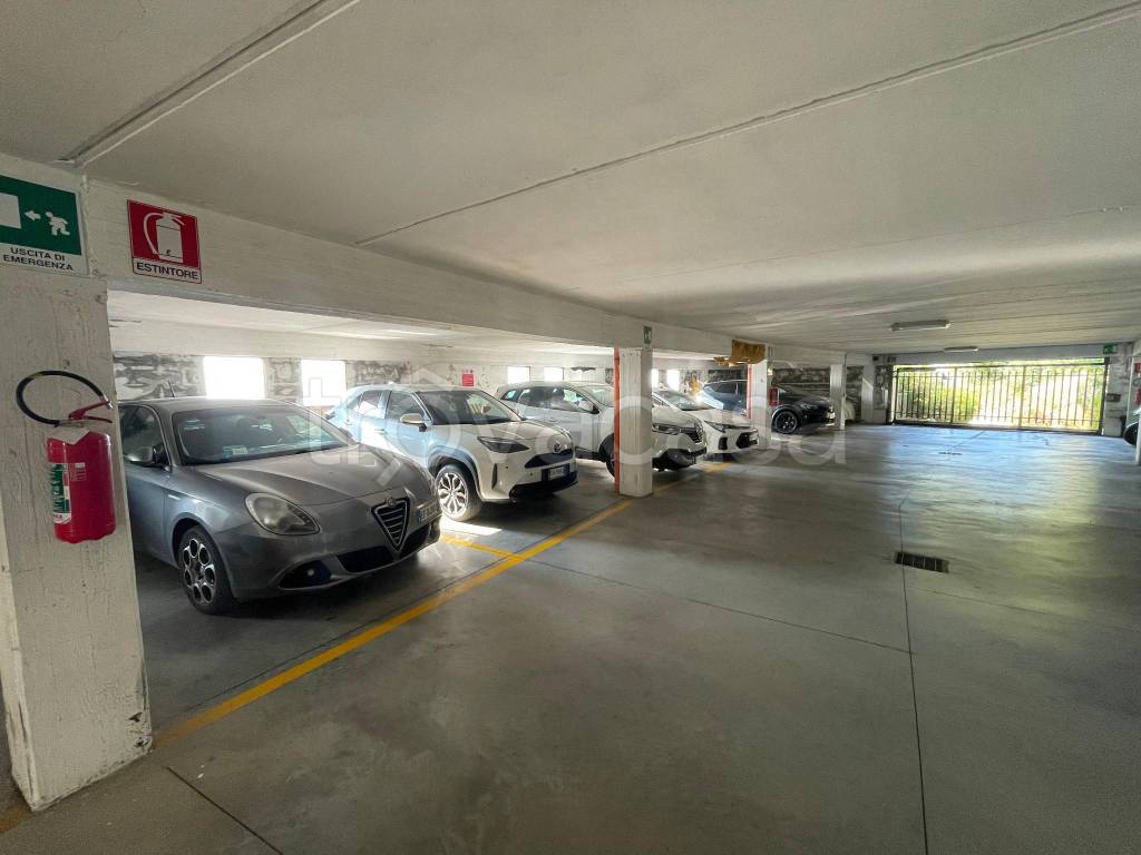 appartamento in vendita a Genova in zona Quarto dei Mille