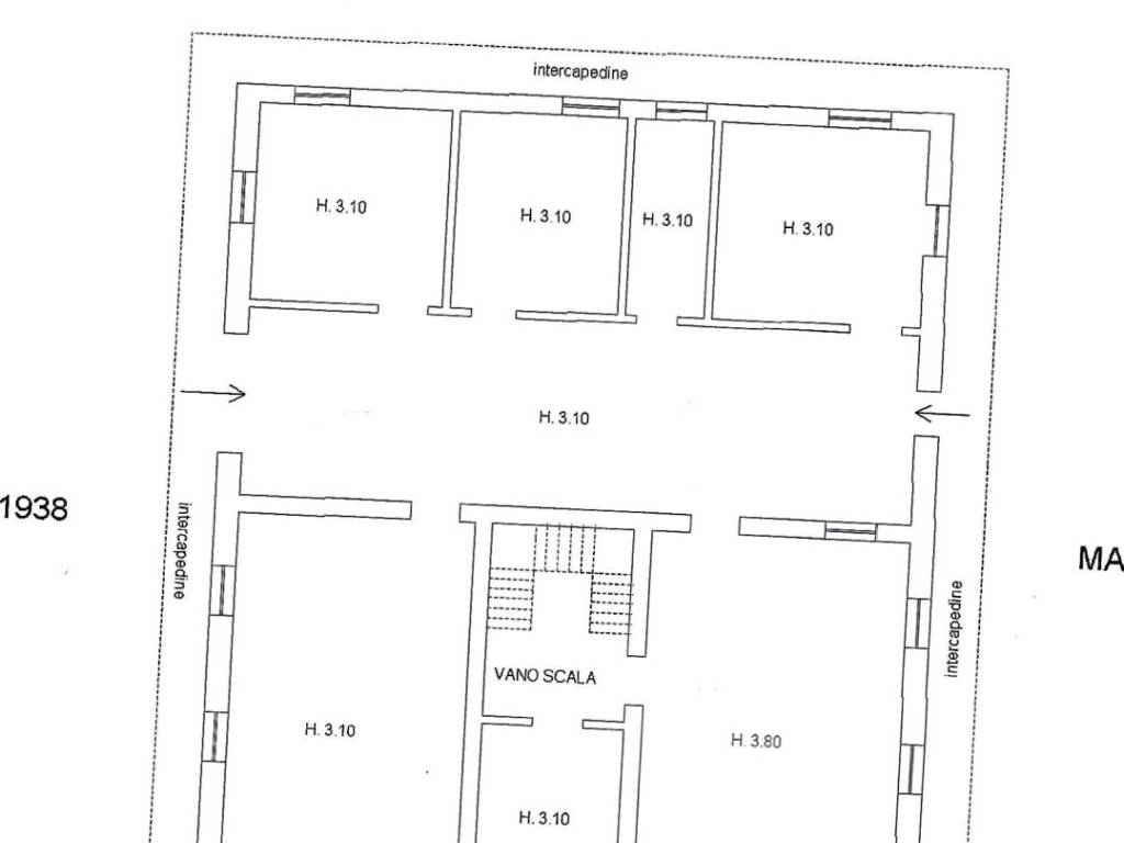 locale commerciale in vendita a Genova in zona Molassana