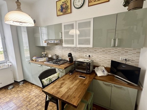 appartamento in vendita a Genova in zona Pegli