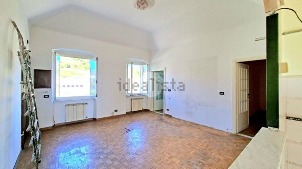 appartamento in vendita a Genova in zona Palmaro / Pra'