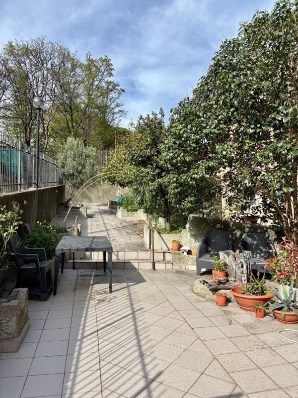 appartamento in vendita a Genova in zona Sampierdarena