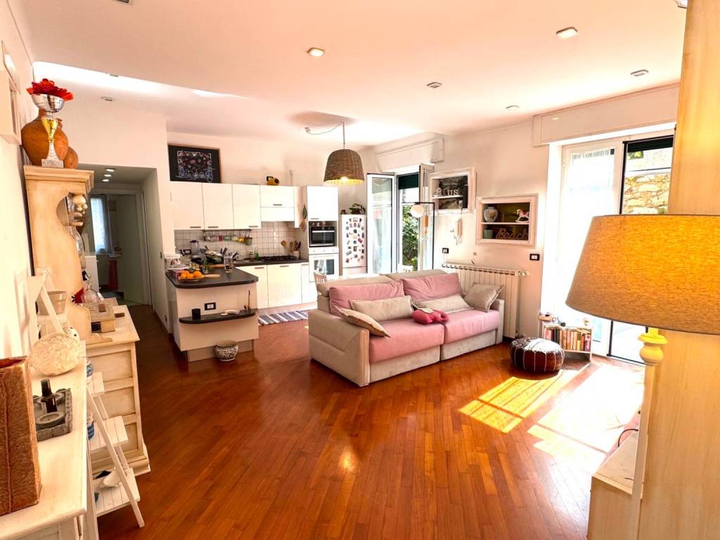 appartamento in vendita a Genova in zona Nervi