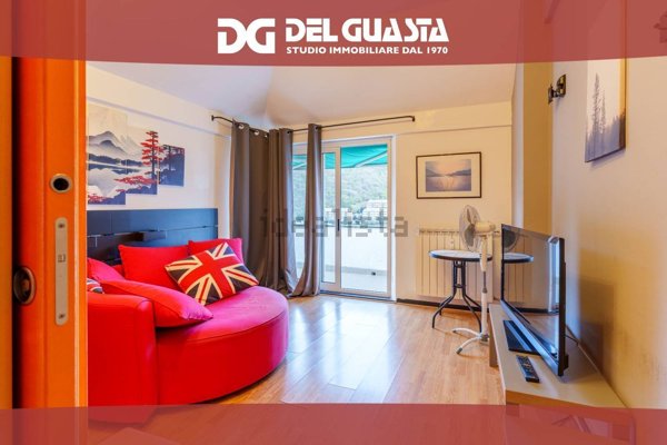 appartamento in vendita a Genova in zona Molassana