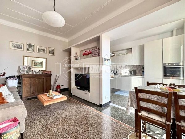 appartamento in vendita a Genova in zona Sestri Ponente