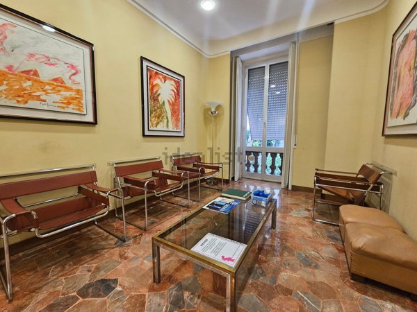 appartamento in vendita a Genova in zona Foce