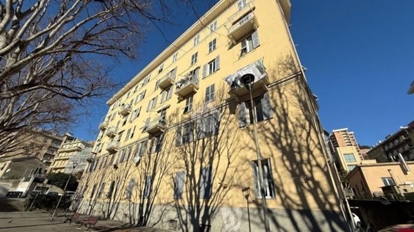 appartamento in vendita a Genova in zona Voltri