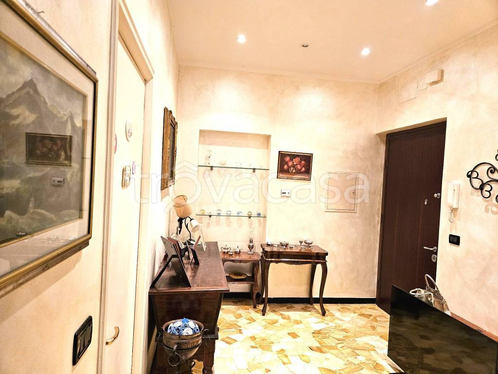 appartamento in vendita a Genova in zona Pegli