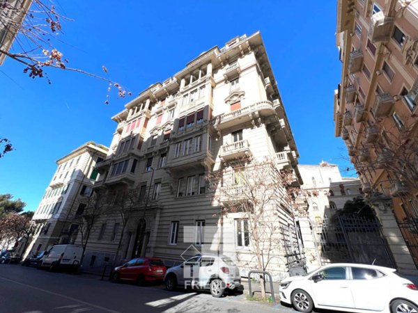 appartamento in vendita a Genova in zona Castelletto