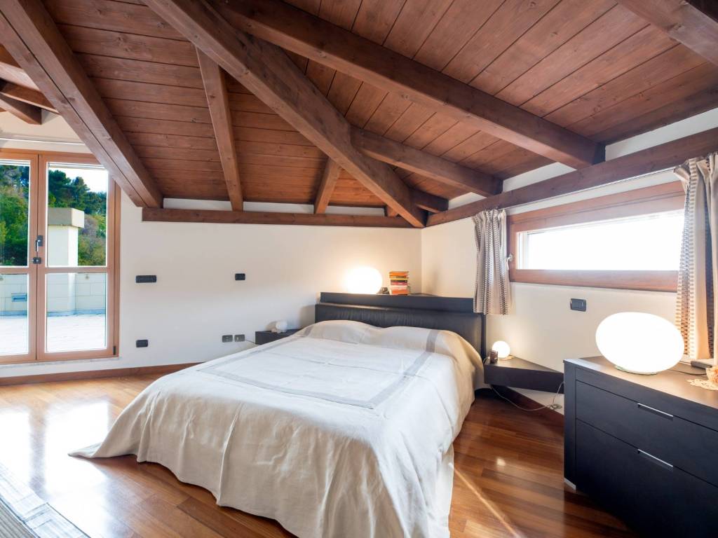 appartamento in vendita a Genova in zona Pegli