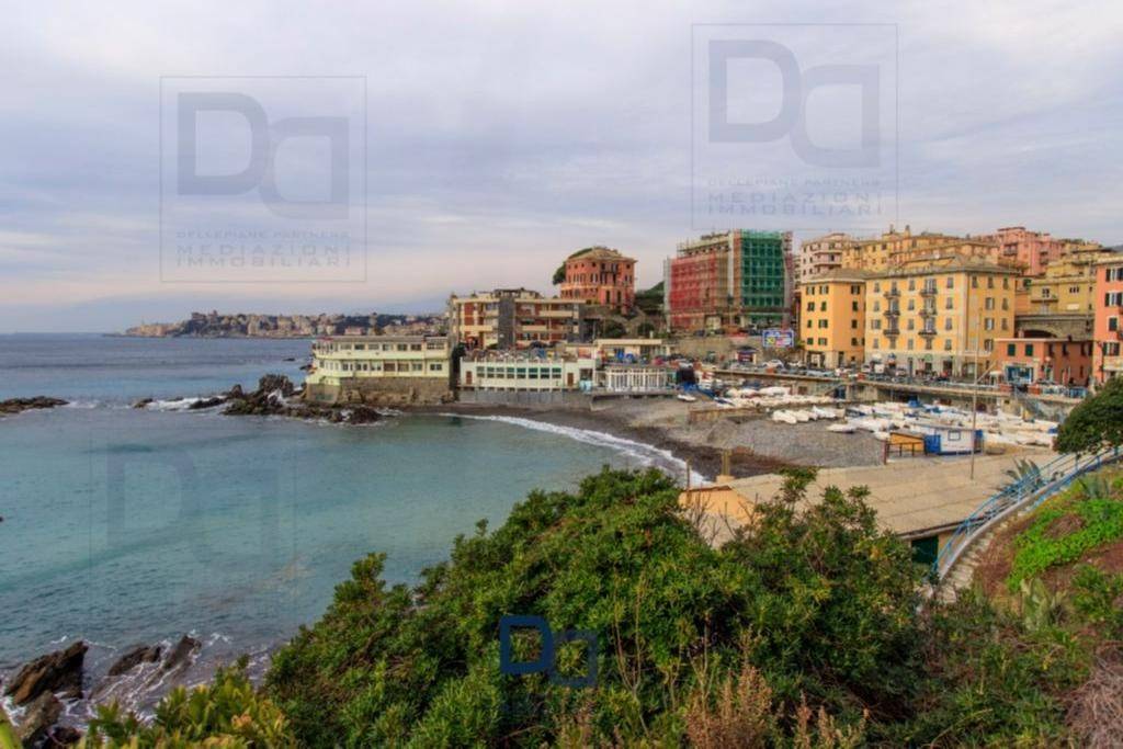 appartamento in vendita a Genova in zona Albaro