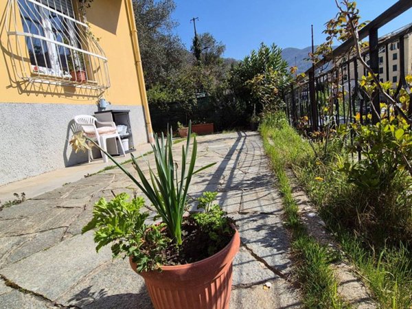 appartamento in vendita a Genova in zona Struppa