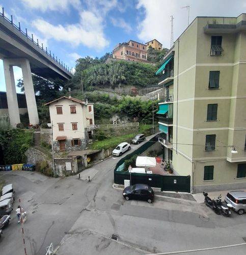 appartamento in vendita a Genova in zona Bolzaneto