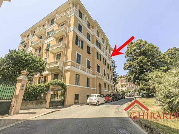 appartamento in vendita a Genova in zona Pegli