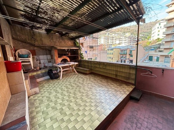 appartamento in vendita a Genova in zona Quezzi