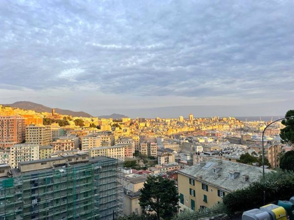 appartamento in vendita a Genova in zona Lagaccio / Granarolo