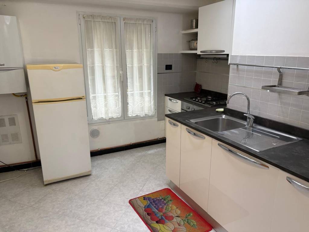 appartamento in vendita a Genova in zona San Vincenzo