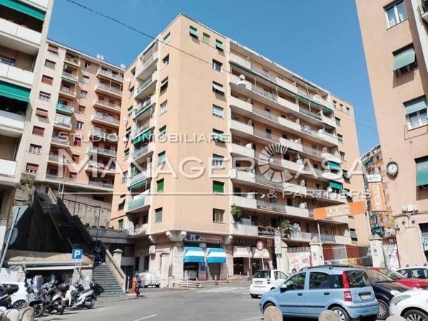 appartamento in vendita a Genova in zona Marassi