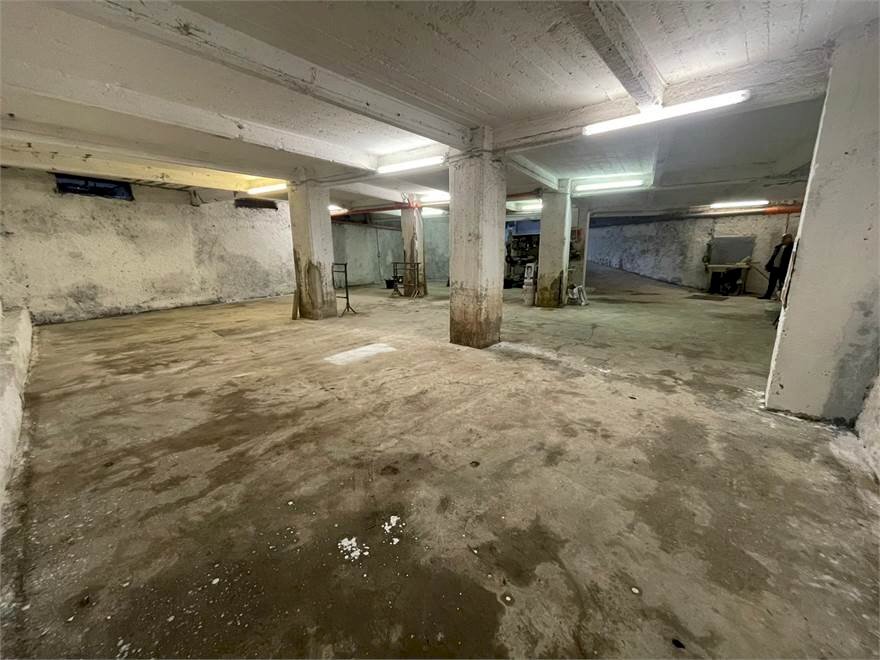 ufficio in vendita a Genova in zona Cornigliano