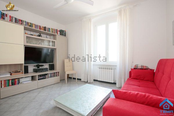 appartamento in vendita a Genova in zona Staglieno