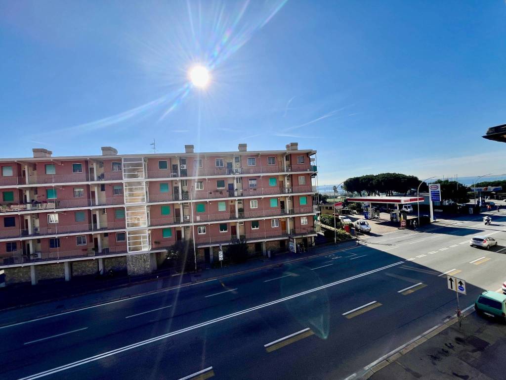 appartamento in vendita a Genova in zona Multedo