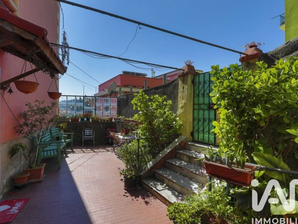 casa indipendente in vendita a Genova in zona Bolzaneto