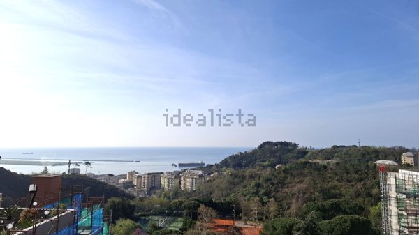 appartamento in vendita a Genova in zona Pegli
