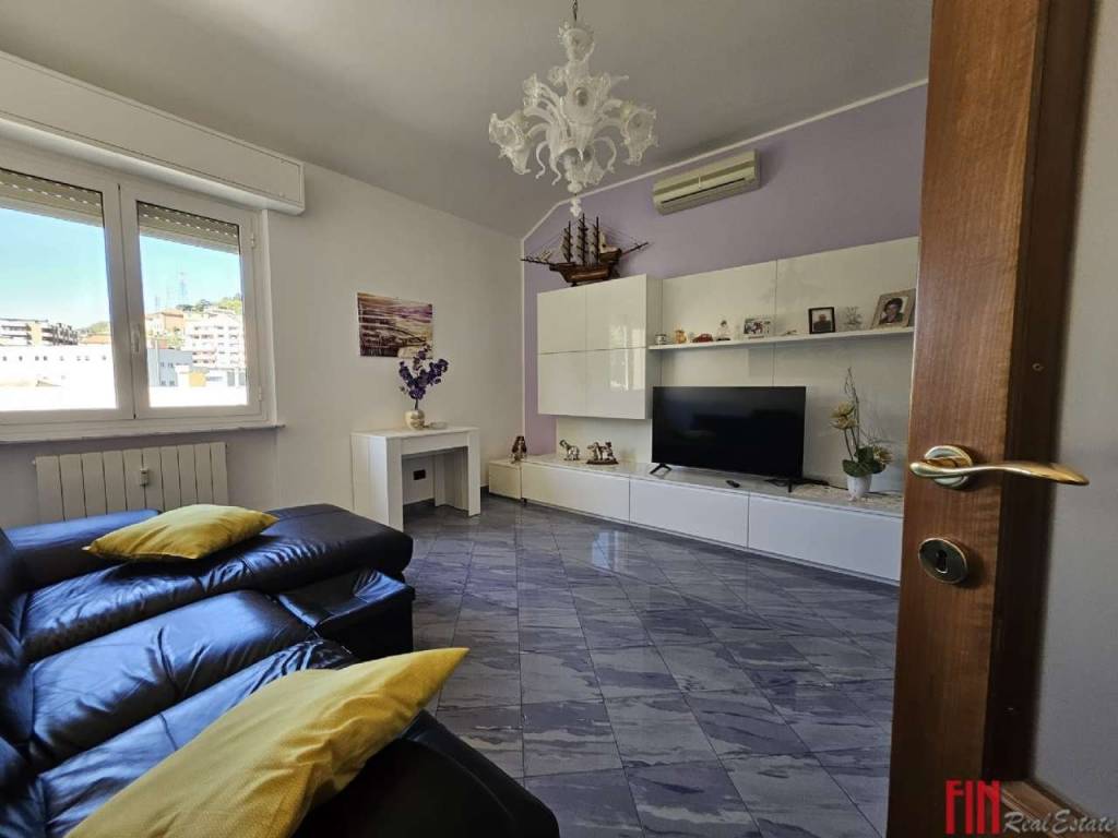 appartamento in vendita a Genova in zona Borzoli