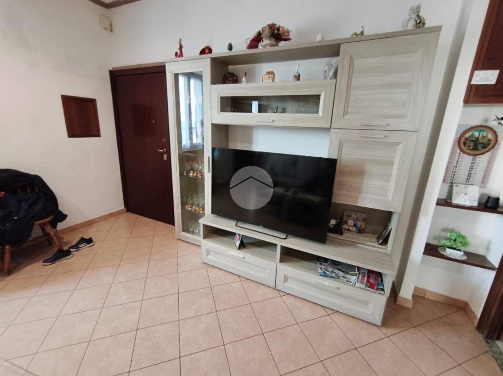 appartamento in vendita a Genova in zona Rivarolo