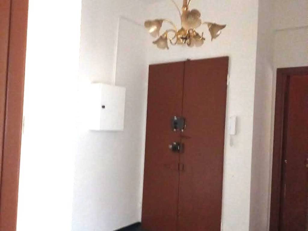 appartamento in vendita a Genova in zona Molassana