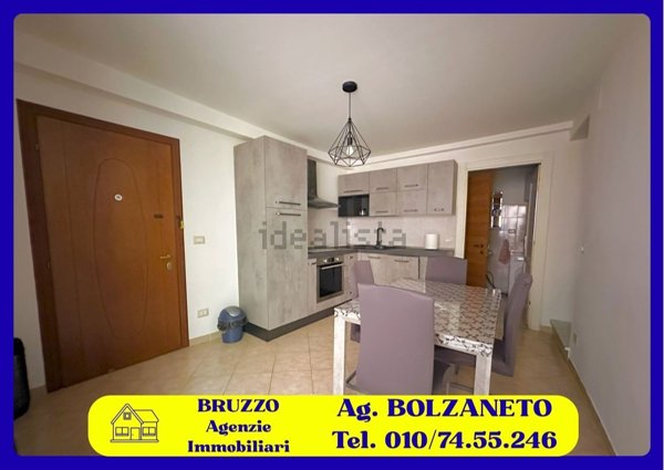 appartamento in vendita a Genova in zona Sottoripa / Maddalena / Molo