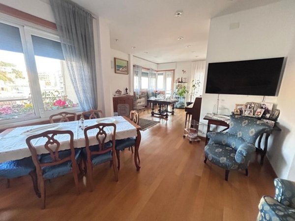 appartamento in vendita a Genova in zona Foce