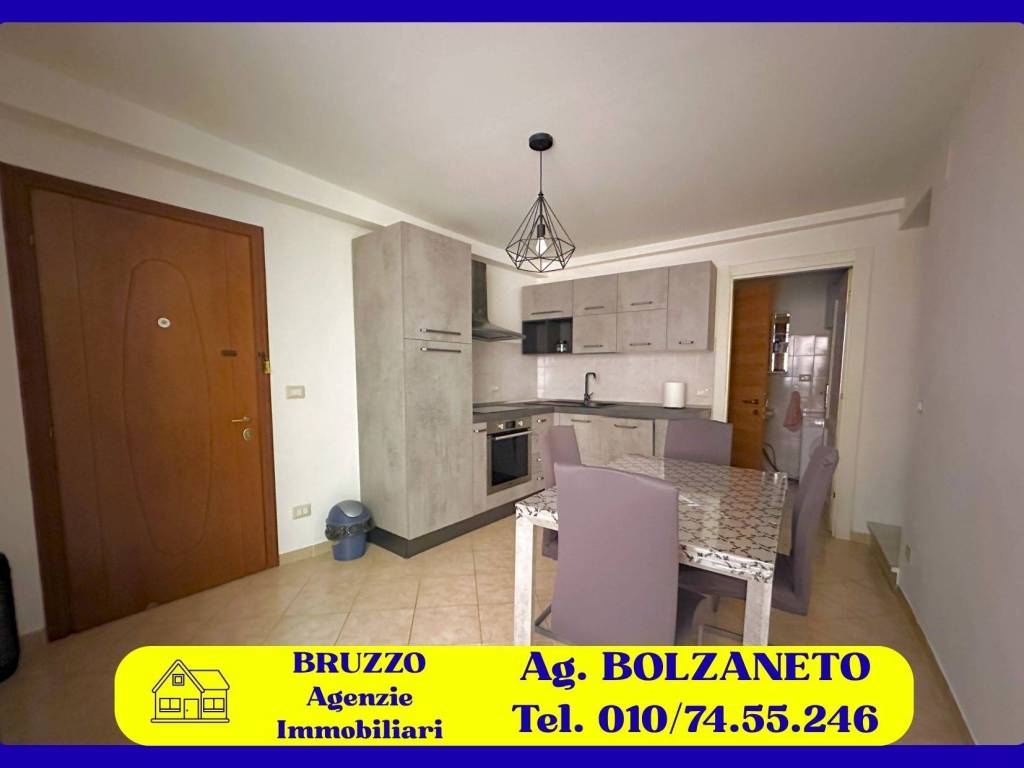 appartamento in vendita a Genova in zona Sottoripa / Maddalena / Molo