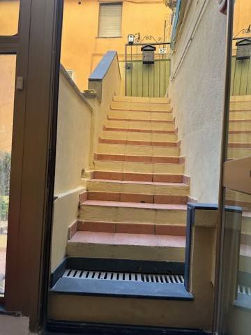 appartamento in vendita a Genova in zona Quezzi