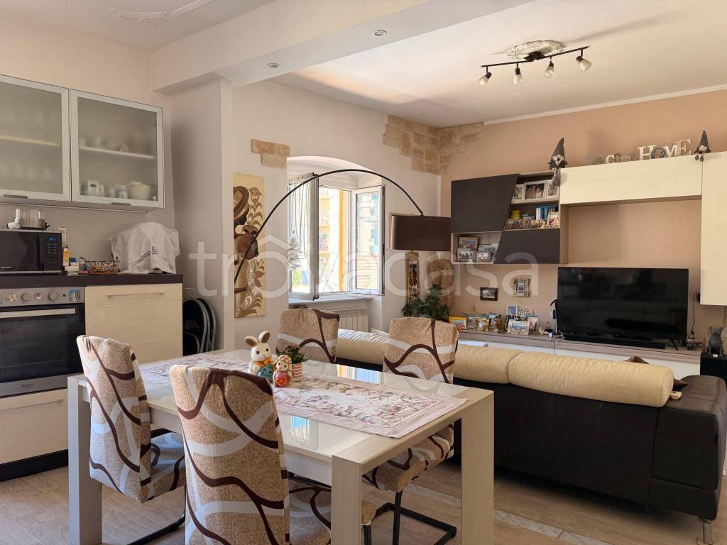 appartamento in vendita a Genova in zona Voltri