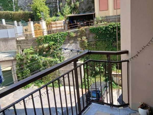 appartamento in vendita a Genova in zona Rivarolo